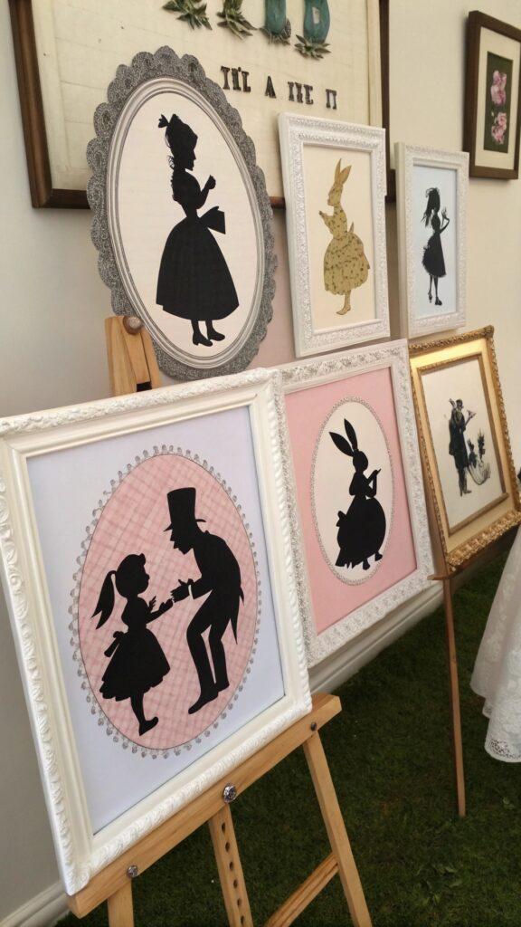 25 DIY Alice in Wonderland Decorations