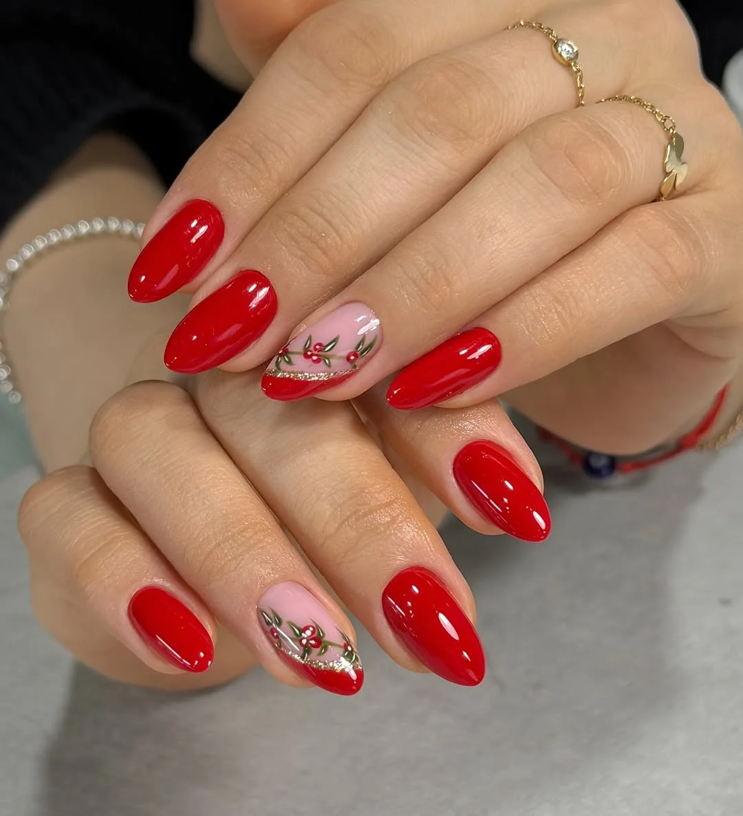 15 Red Color Nails Ideas: Bold, Elegant, and Stylish Designs